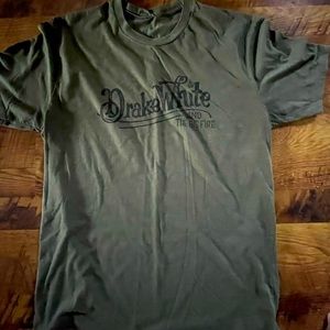 Singer Drake White tshirt